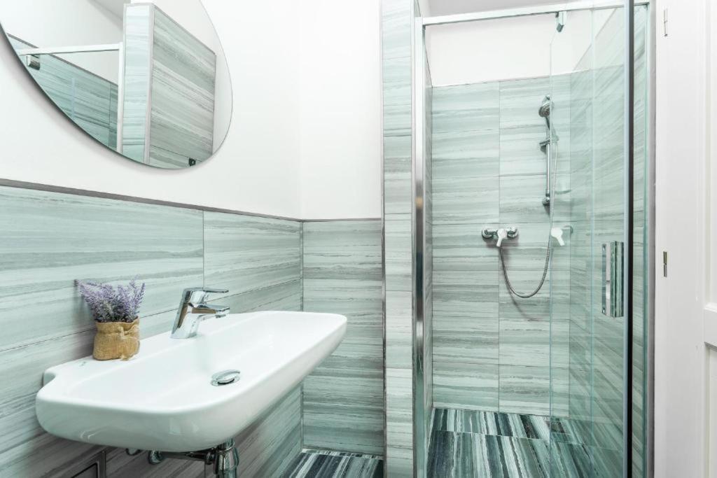 Nice Apartman In New Town Prague Apartamento Exterior foto